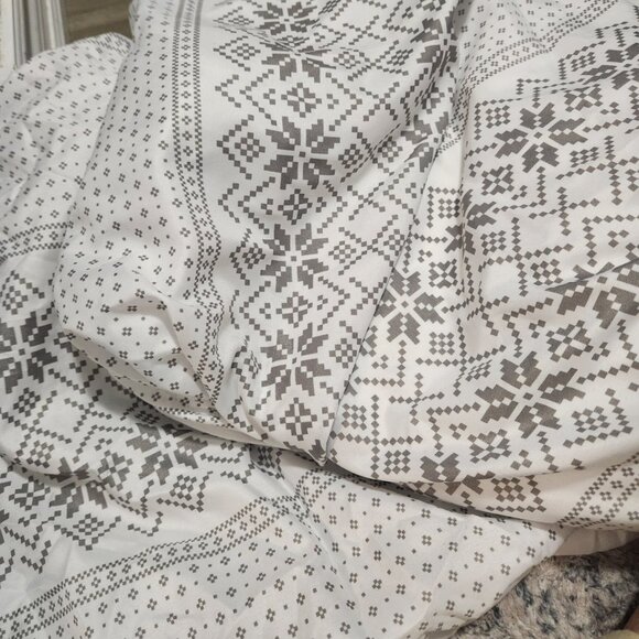 Grey & White Nordic Snowflake Duvet Cover - Picture 1 of 1